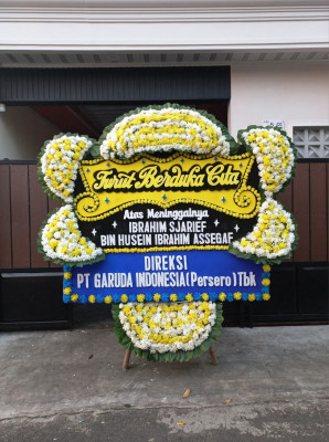 Papan Bunga Duka di Donggo